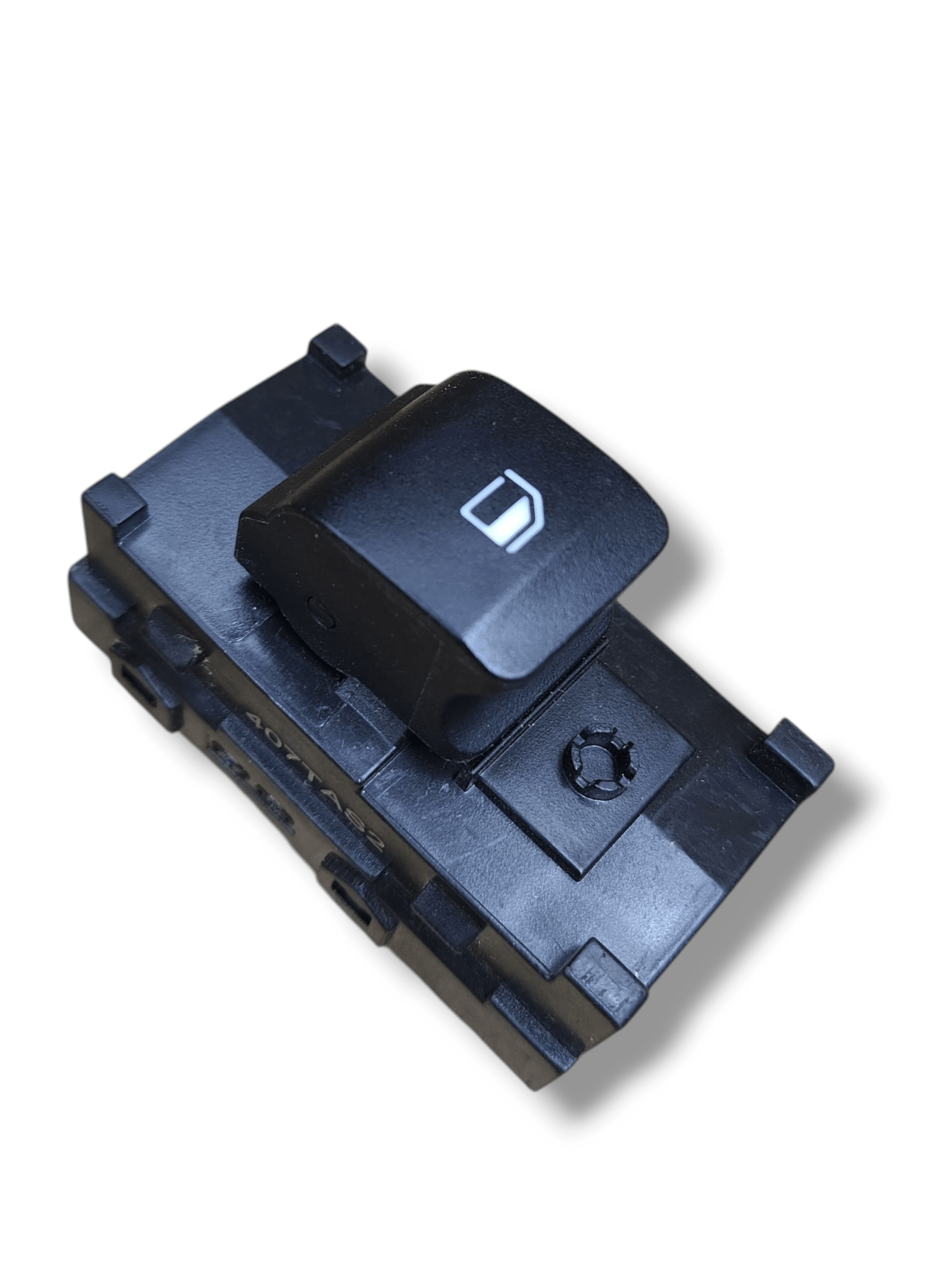 POWER WINDOW SWITCH FOR GRAND I 10 NEOS (7 PIN SOKET) LH - Image 3