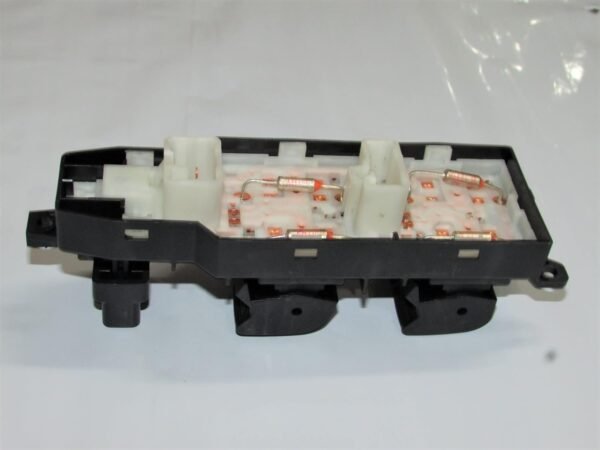 Power Window Switch Front Right Side Compatible for Etios/Etios Cross/Etios Liva - Image 6